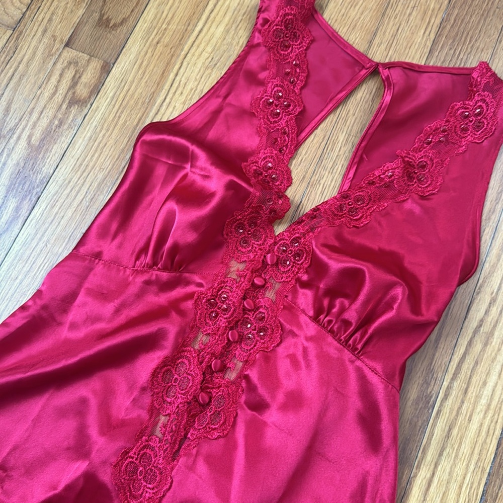 Victorias Secret 🍒 NWT Vintage Satin Lace Night Gown